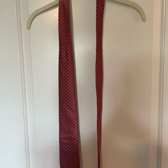 Bloomingdale’s Men’s Store Tie - red - excellent condition - Picture 3 of 4